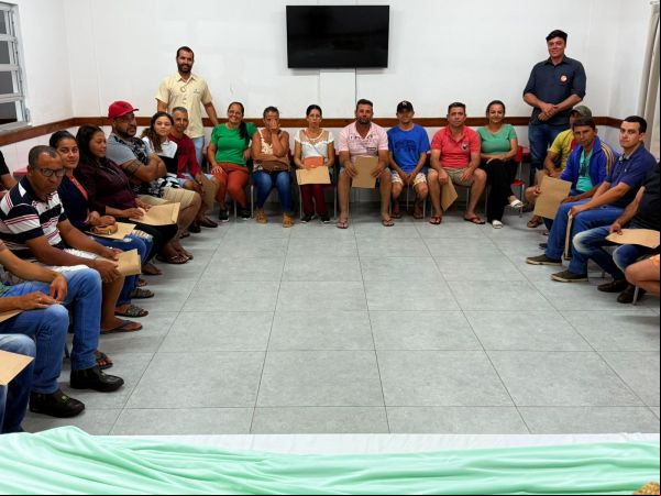 A Prefeitura de Jacaraci realiza a emissão de CAF para agricultores, atendendo a uma antiga reivindi