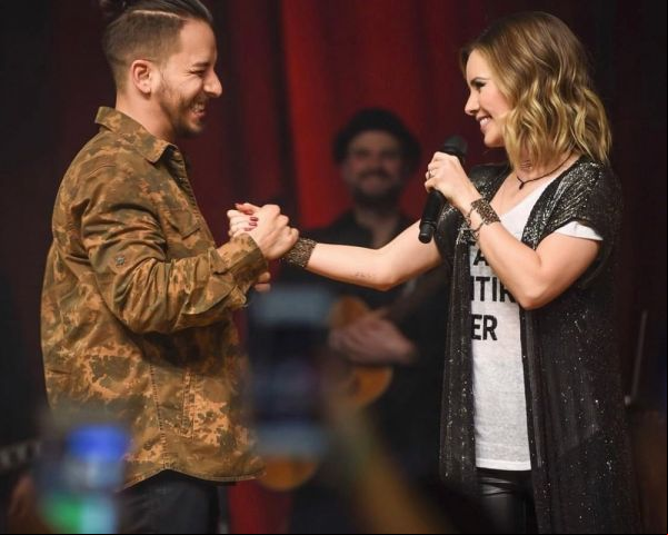 Sandy e Junior de volta? Cantora se diz feliz com reações, mas faz mistério: &#039;Não sei o que esperar&#039;