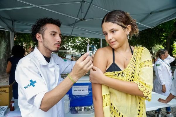 11% das doses de vacina contra a dengue distribuídas foram aplicadas nas primeiras semanas.